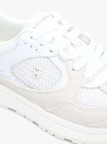Alb Adidasi Tonal TH Monogram Cu Textura Mixta  Femei