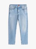Denim Jeans Isaac Relaxati Cu Efect De Uzura Si Croiala Conica  Barbati