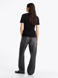 Negru Tricou Cu Nervuri Slim Fit Cu Steag Brodat  Femei