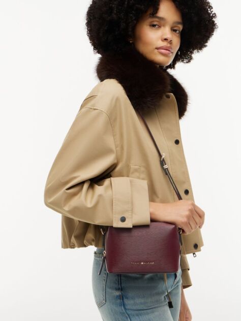 Red Modern Metallic Logo Textured Camera Bag  Women