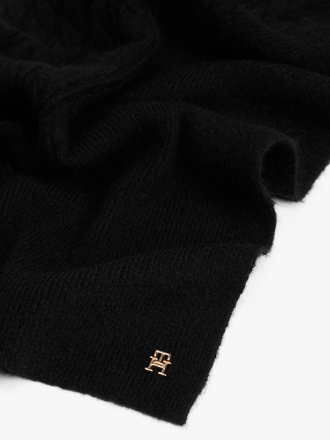 Black Chic Cable Knit Fluffy Scarf  Women