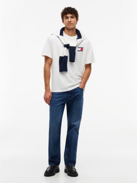 Alb Wavy Flag Back Logo Relaxed T-Shirt Cu Croiala Lejera Si Steag Undulat Pe Spate  Barbati