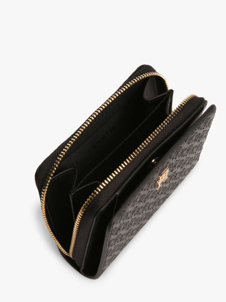 Negru Portofel Cu Clapa Si Fermoar Cu Logo Hilfiger In Relief  Femei