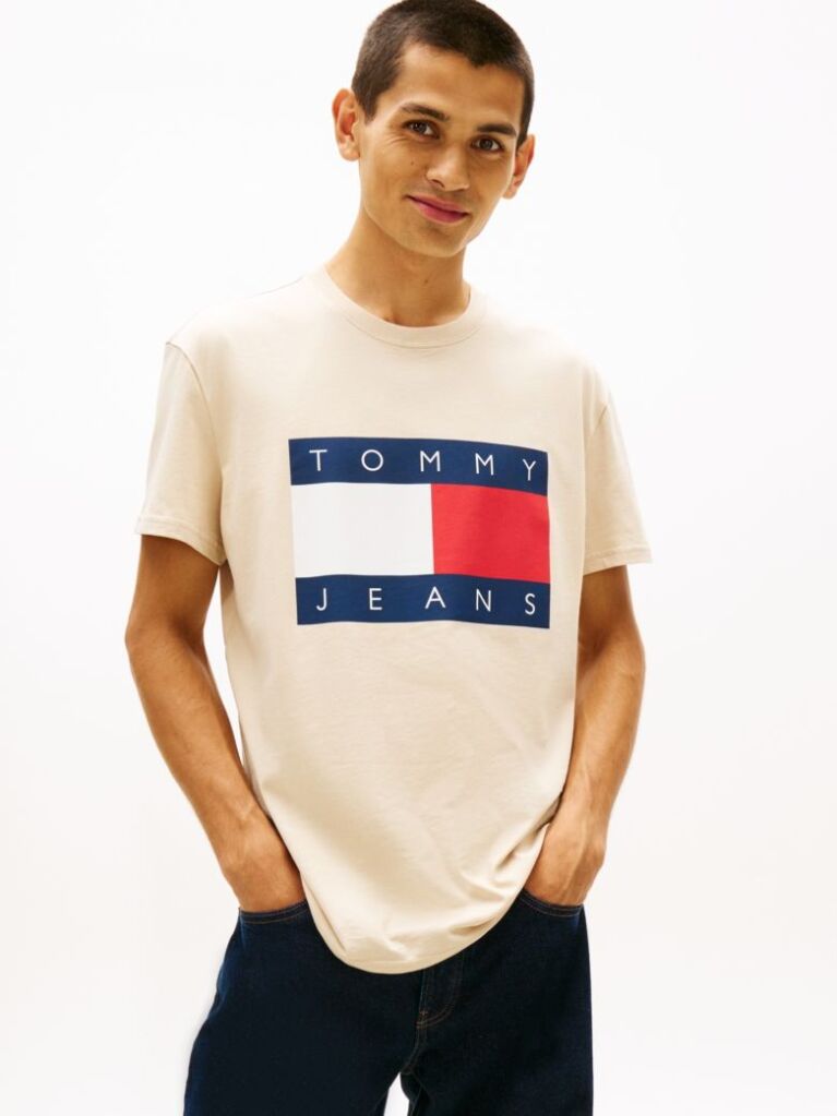 Bej Tricou Cu Guler Rotund Si Insigna Cu Steag  Barbati