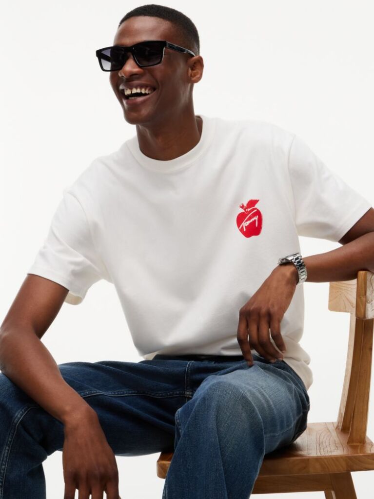 Alb T-Shirt Cu Logo Signature Pe Spate Si Croiala Lejera  Barbati