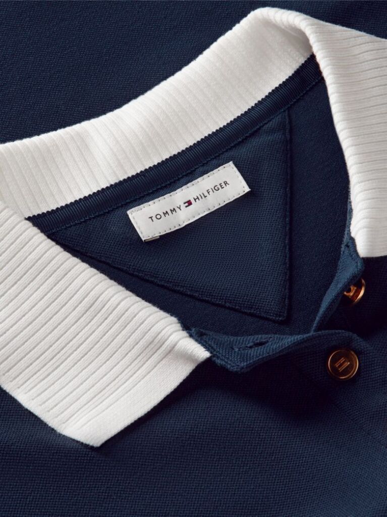 Blue Tricou Polo Cu Croiala Normala De Culoare Aurie Cu Nasturi  Femei