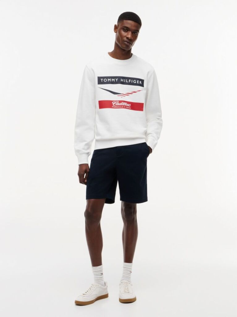 Alb TH x Cadillac Formula 1® Team Chevron Hanorac  Unisex