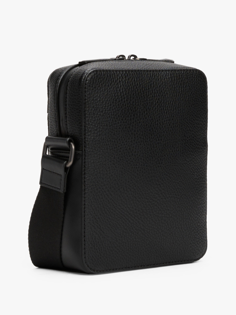 Black TH Monogram Pebble Grain Reporter Bag  Men