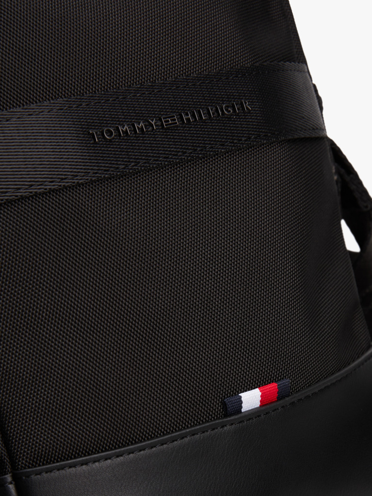 Black Metal Logo Travel Crossbody Reporter Bag  Men
