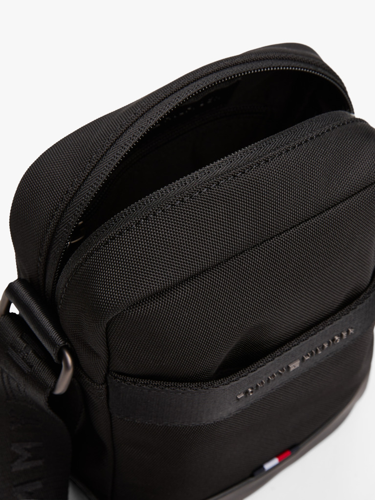 Black Metal Logo Travel Crossbody Reporter Bag  Men