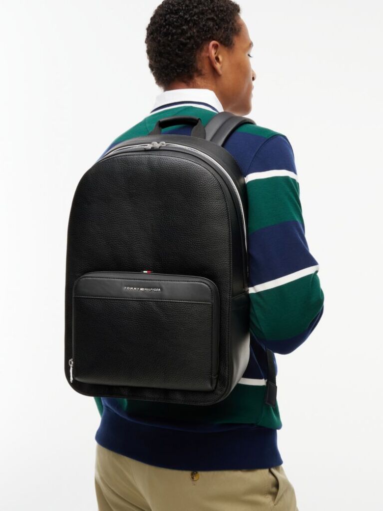 Negru Rucsac Dome Cu Logo Mtealic  Barbati