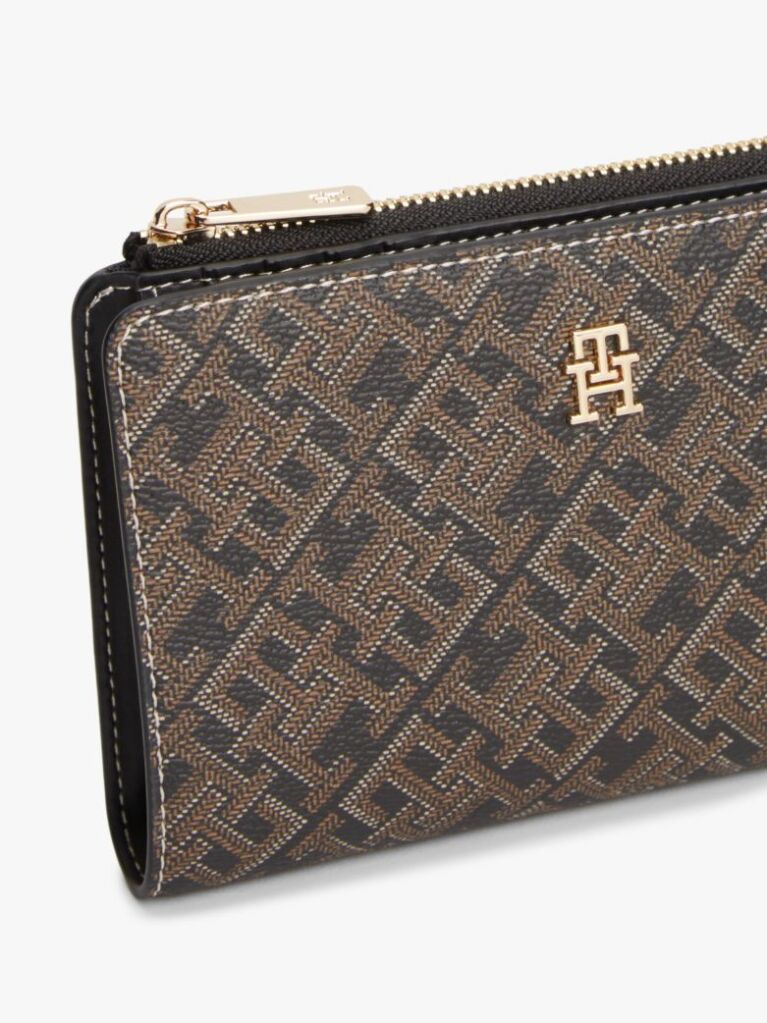 Multi Hilfiger Icon TH Monoplay Bifold Wallet  Women