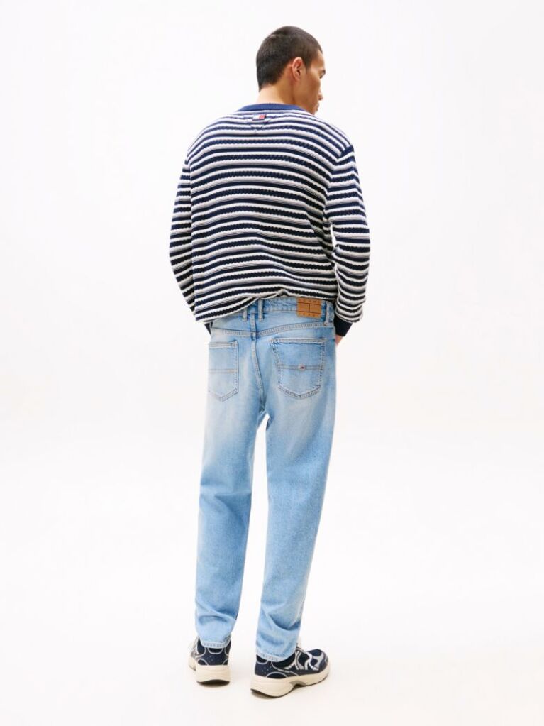 Denim Jeans Isaac Relaxati Cu Efect De Uzura Si Croiala Conica  Barbati