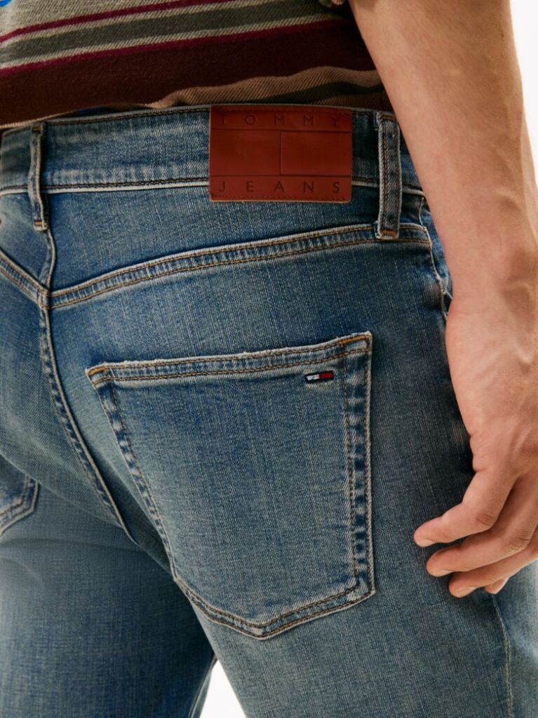 Denim Jeansi Scanton Slim Cu Efect De Uzura  Barbati