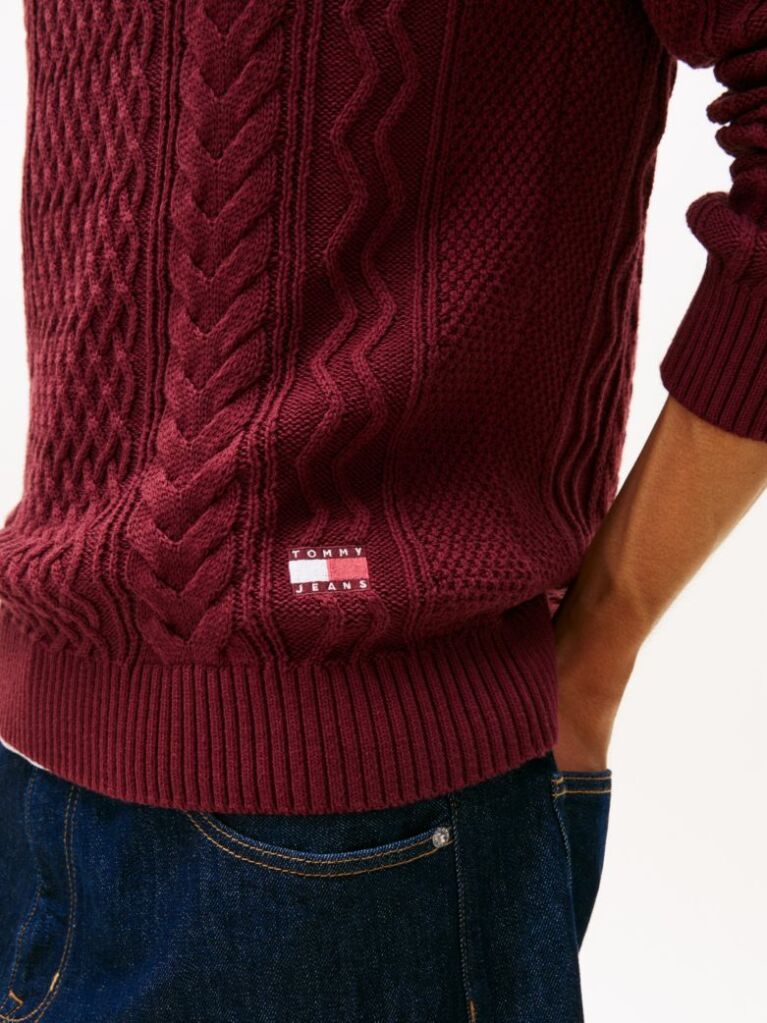 Red Tommy Badge Cable Knit Slim Jumper  Men