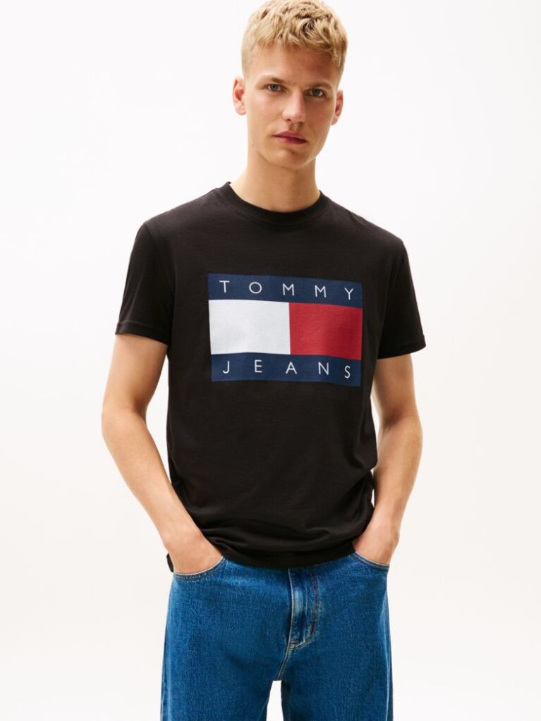 Negru Tricou Cu Guler Rotund Si Insigna Cu Steag  Barbati