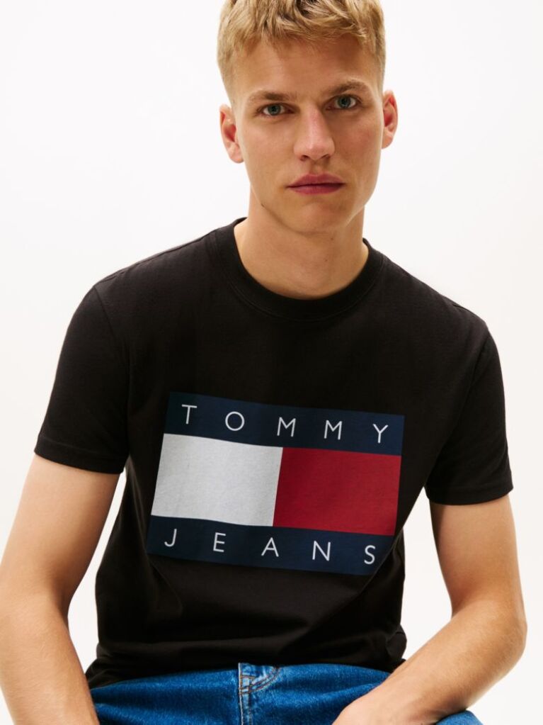 Negru Tricou Cu Guler Rotund Si Insigna Cu Steag  Barbati
