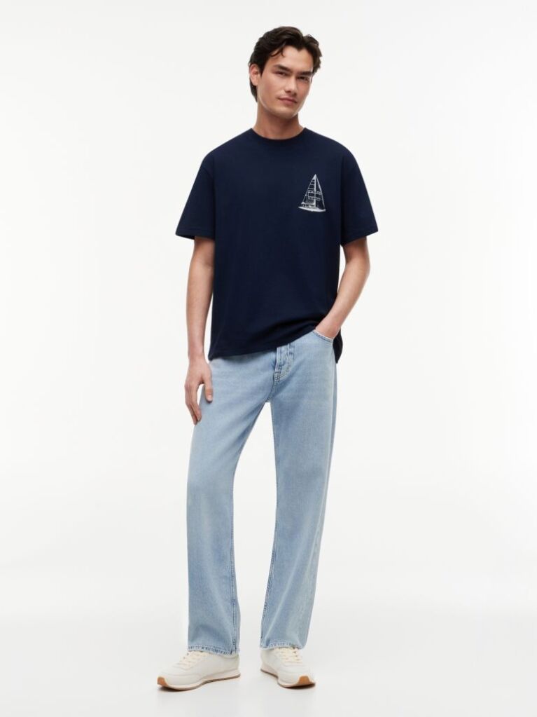 Blue Tricou Din Jersey Lejer Cu Imprimeu Pe Spate  Barbati