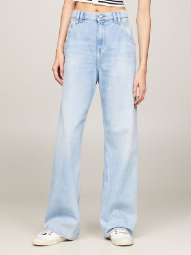 Denim Classics Daisy Low Rise Mom Baggy Distressed Jeans  Women