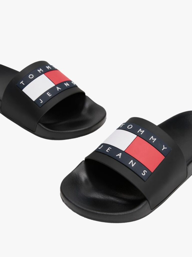 Black Essential Flag Badge Pool Slides  Men