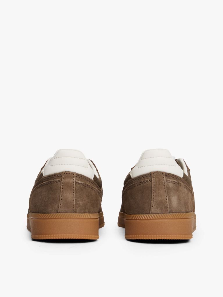 Maro Sneakers Greenwich Din Piele Intoarsa Cu Texturi Mixte  Femei