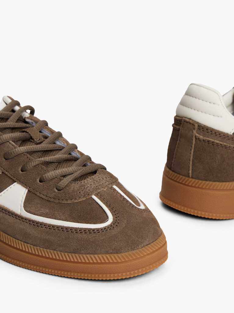 Maro Sneakers Greenwich Din Piele Intoarsa Cu Texturi Mixte  Femei