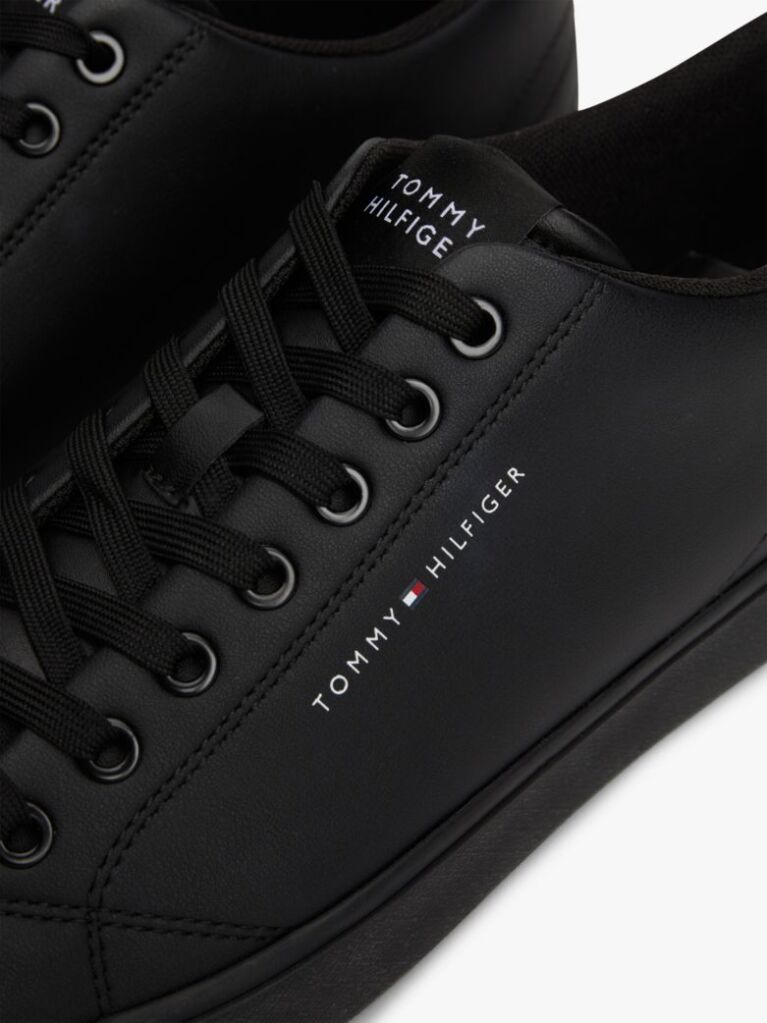 Negru Pantofi Sport Cu Cusaturi Texturate Si Logo Esential  Barbati