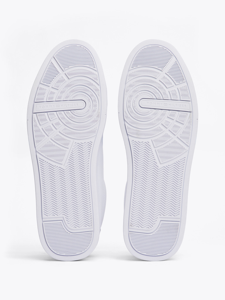 White Pebble Grain Court Trainers  Men