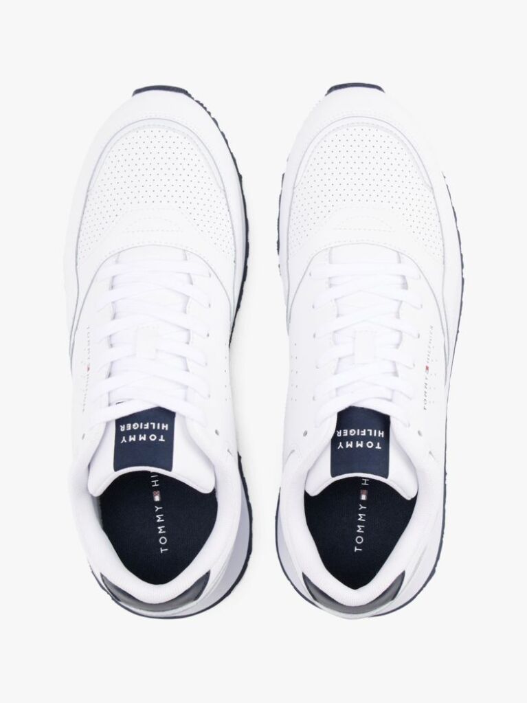 Alb Sneakers Cu Logo Pe Toc Contrastant Si Talpa Profilata  Barbati