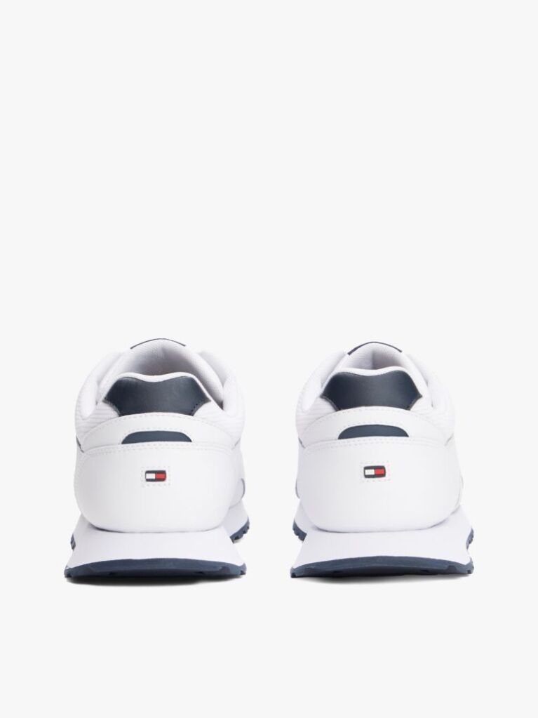 Alb Sneakers Cu Logo Pe Toc Contrastant Si Talpa Profilata  Barbati