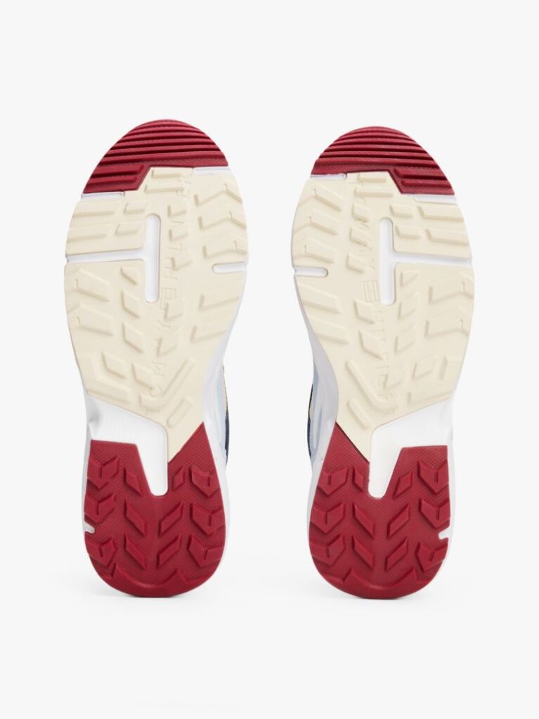 Multi Sneakers Cu Crampoane Si Panouri Din Plasa Cu Monograma TH  Femei