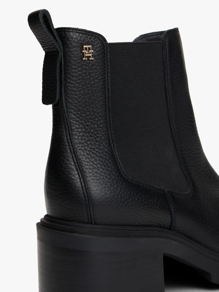 Black Leather Cleat Chelsea Boots  Women
