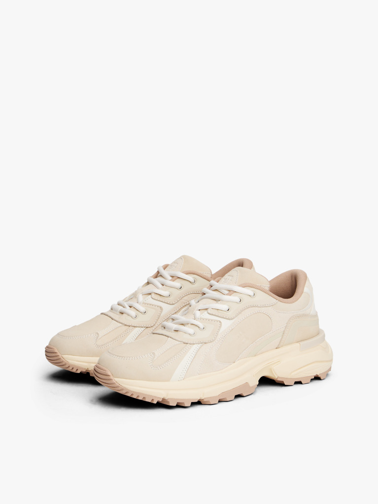 Bej Sneakers Din Piele Cu Talpa Cleat Si Monograma TH  Femei