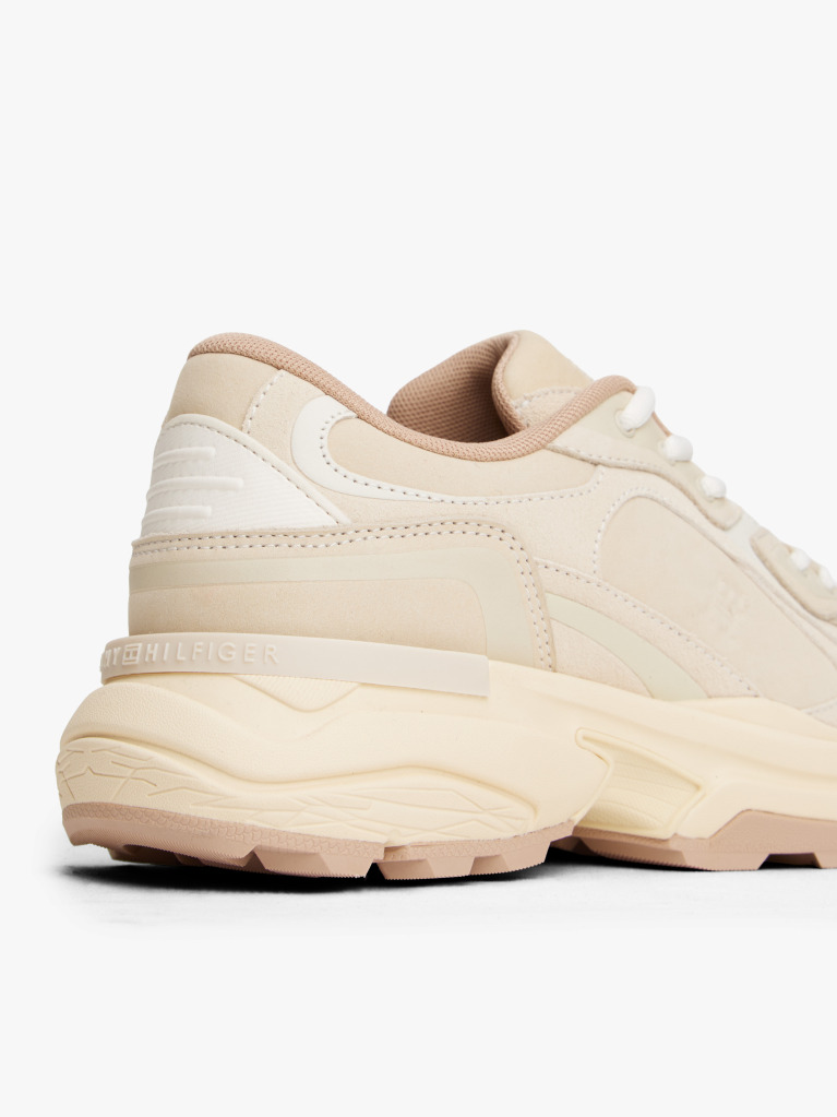 Bej Sneakers Din Piele Cu Talpa Cleat Si Monograma TH  Femei
