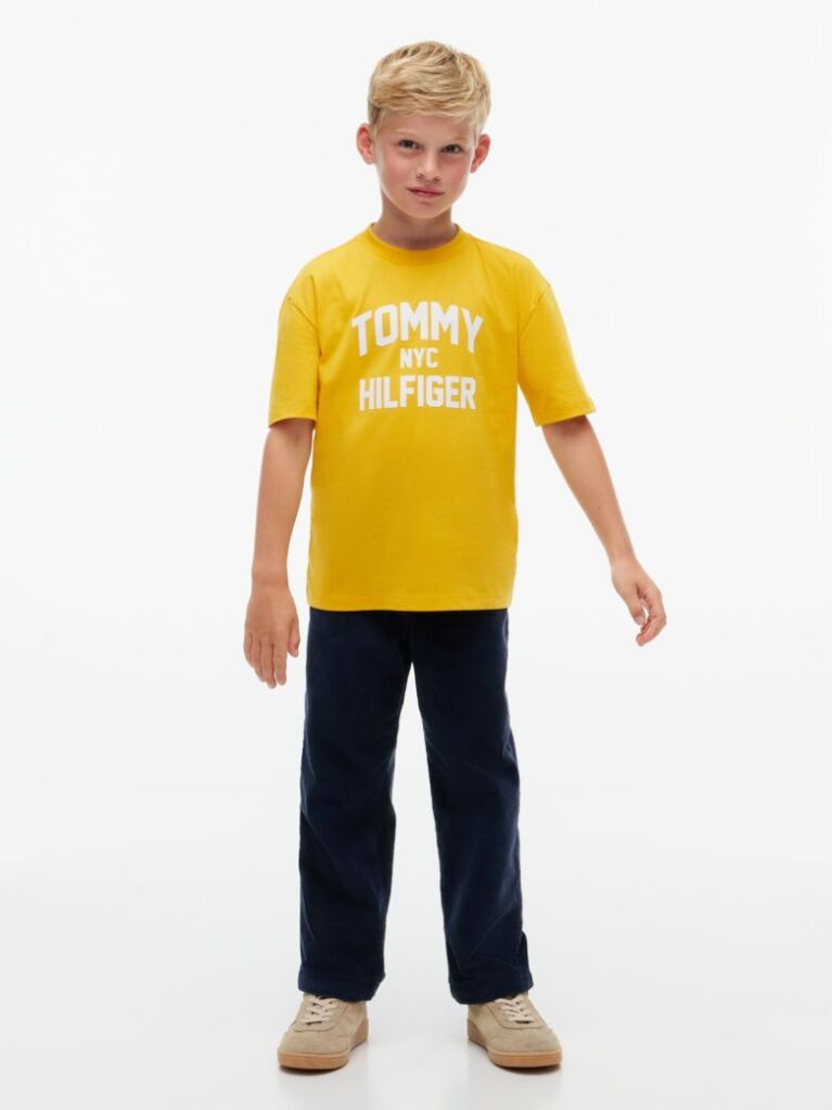 Galben T-Shirt Din Jerseu Cu Guler Rotund Si Logo  Baieti