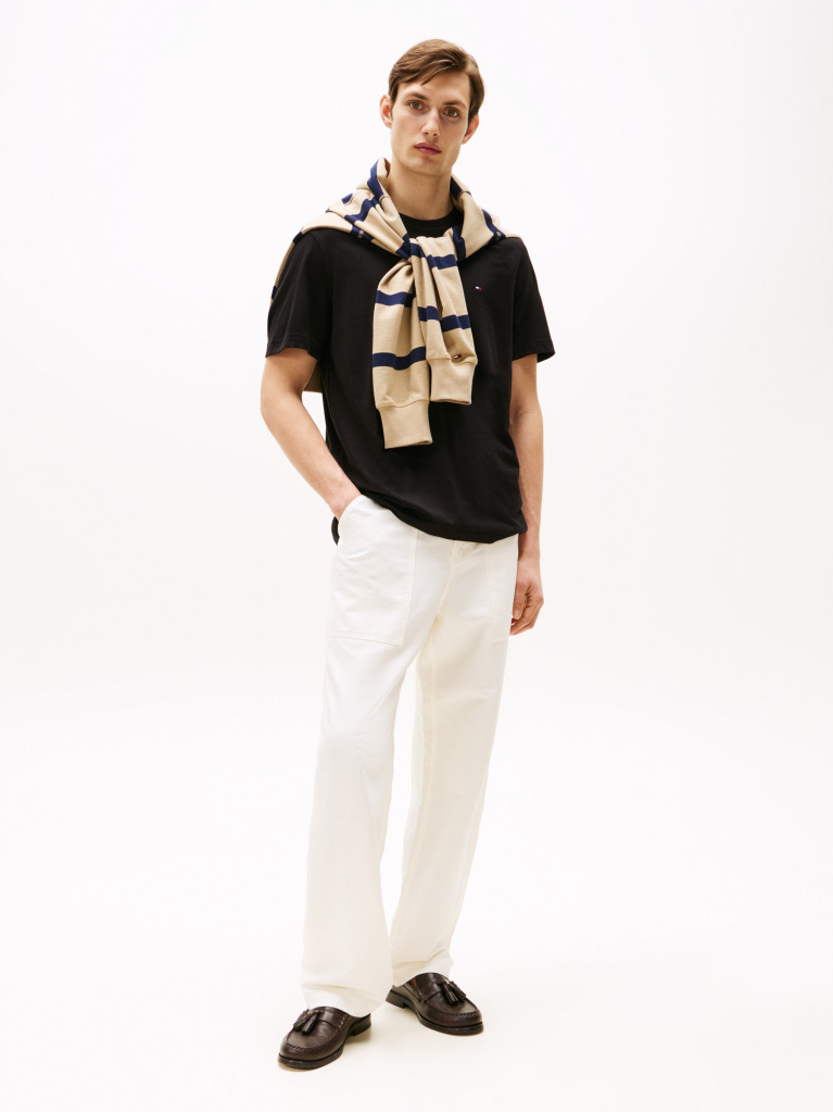 Black Flag Embroidery Crew Neck T-Shirt  Men