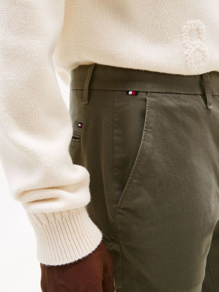 Gri Pantaloni Chinos Slim Cu Broderie Steag  Barbati