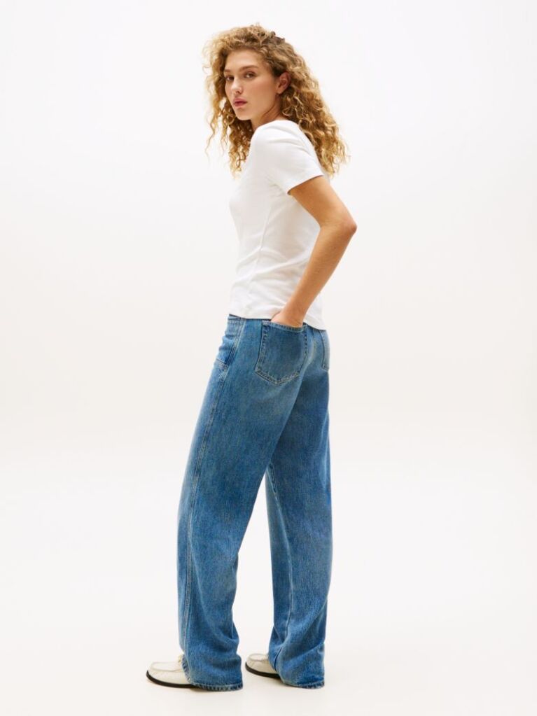 Bej Tricou Slim Fit Tricotat Cu Guler In V  Femei