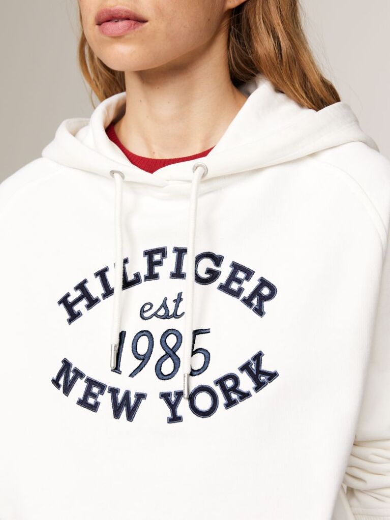 Alb Hanorac Cu Logo Brodat Varsity  Femei