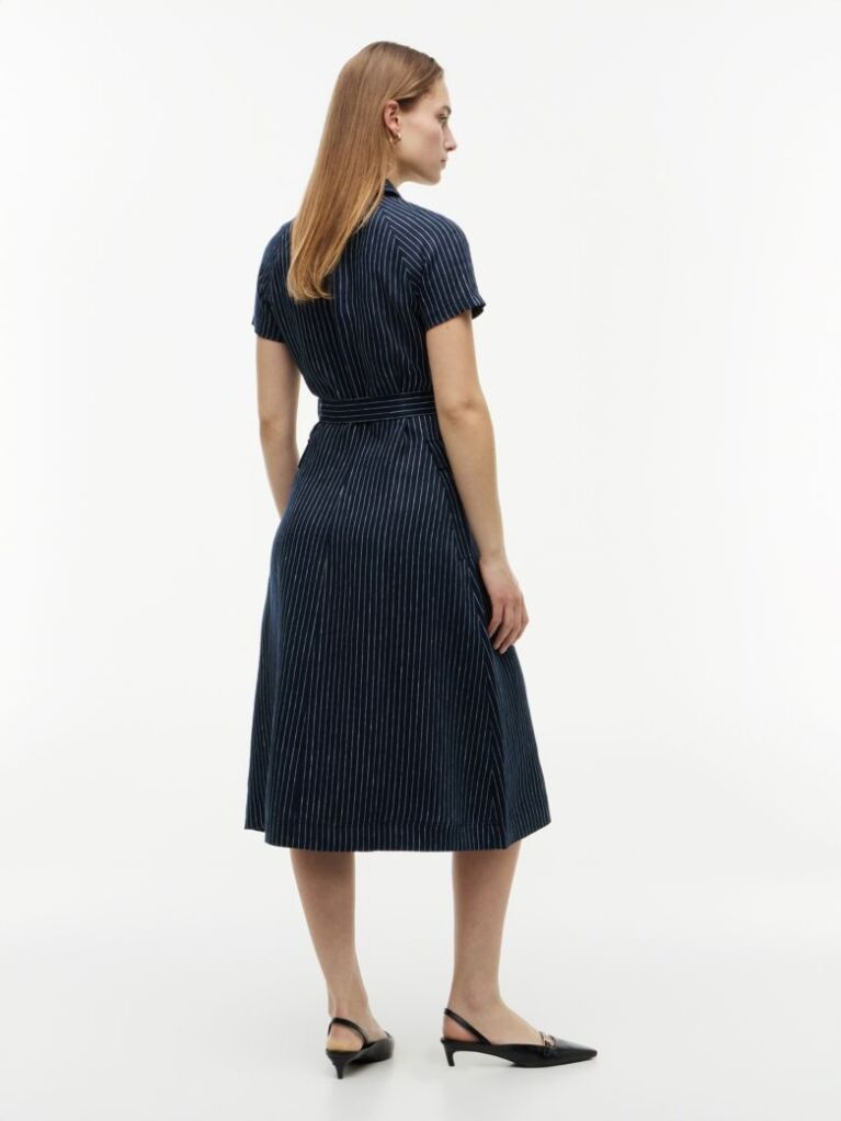 Multi Rochie Cu Dungi Fine Si Nasturi Aurii Din In  Femei