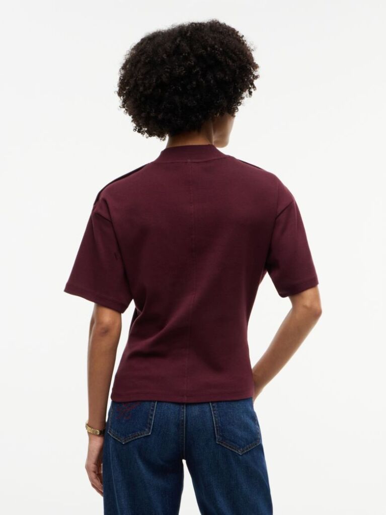 Rosu T-Shirt Cu Guler Rotund Si Nasturi Aurii  Femei