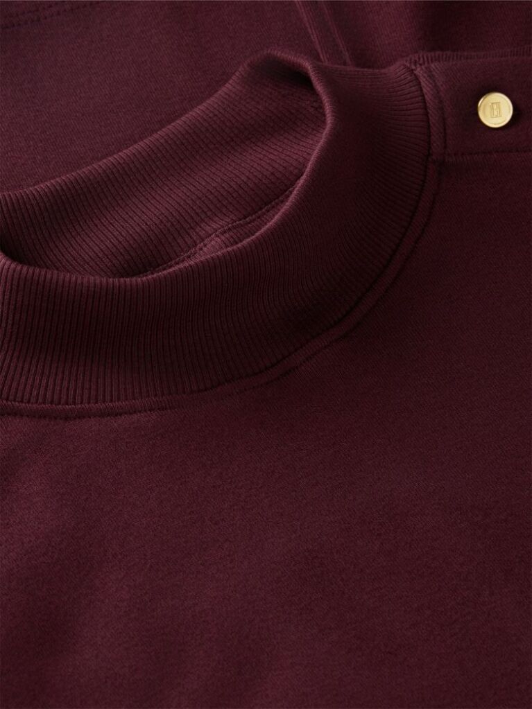 Rosu T-Shirt Cu Guler Rotund Si Nasturi Aurii  Femei